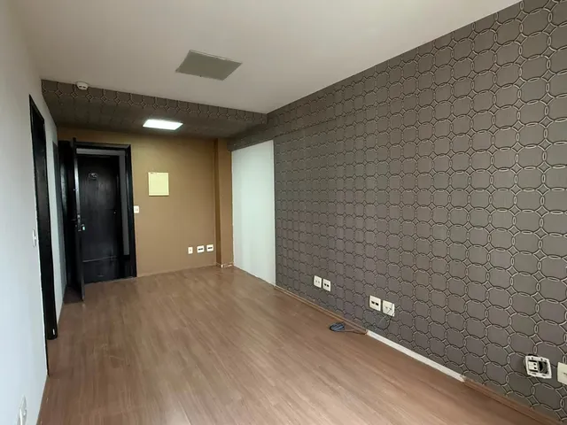Sala à venda, no bairro Alphaville Centro Industrial e Empresarial/Alphaville. em Barueri