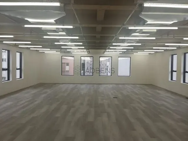 Sala para alugar, no bairro Pinheiros em São Paulo