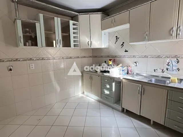 Sala para alugar, no bairro Uvaranas em Ponta Grossa
