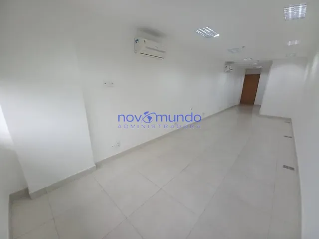 Sala com 36m², para alugar, no bairro São Cristóvão em Rio de Janeiro