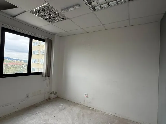 Sala à venda, no bairro Alphaville Centro Industrial e Empresarial/Alphaville. em Barueri