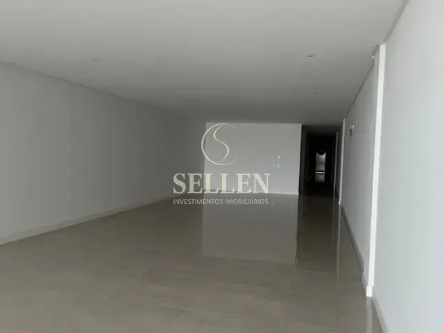 Sala com 220m², à venda, no bairro Centro em Balneário Camboriú