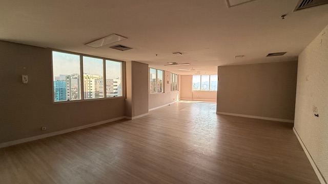 Sala para alugar, no bairro Sítio Tamboré Alphaville em Barueri