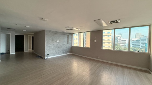 Sala para alugar, no bairro Sítio Tamboré Alphaville em Barueri