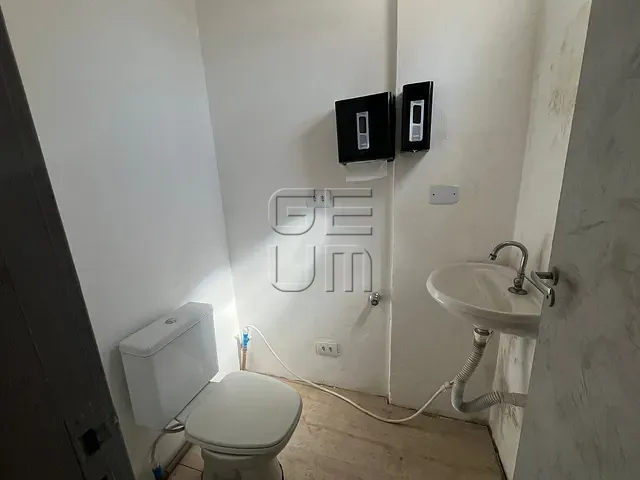 Sala para alugar, no bairro Centro em Londrina