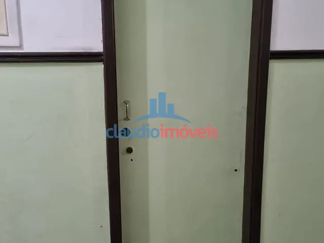 Sala à venda, no bairro Centro em Barra Mansa