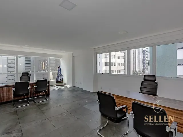 Sala à venda, no bairro Pioneiros em Balneário Camboriú