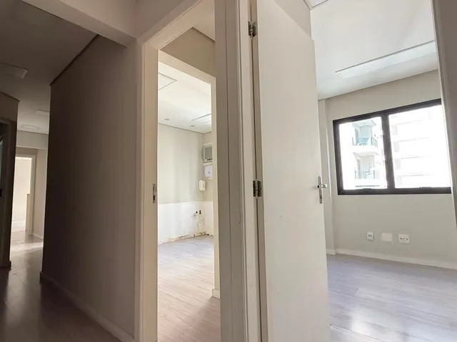 Sala para alugar, no bairro Alphaville Centro Industrial e Empresarial/Alphaville. em Barueri