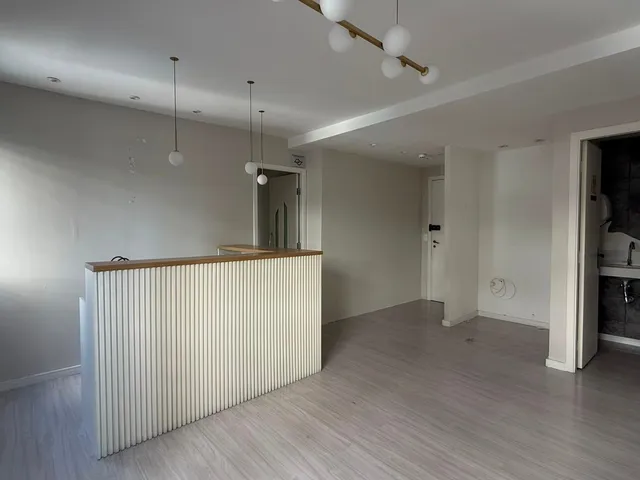 Sala para alugar, no bairro Alphaville Centro Industrial e Empresarial/Alphaville. em Barueri