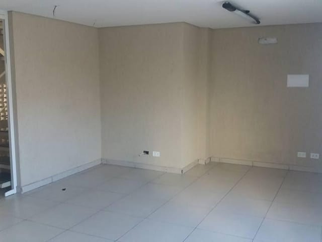 Sala com 90m², para alugar, no bairro Cambuci em São Paulo