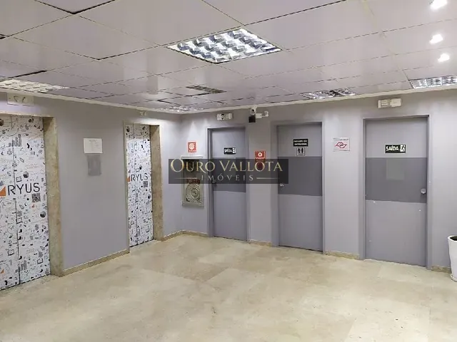 Sala com 332m², para alugar, no bairro Bela Vista em São Paulo