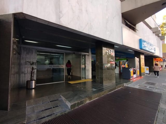 Sala para alugar, no bairro Centro em Curitiba
