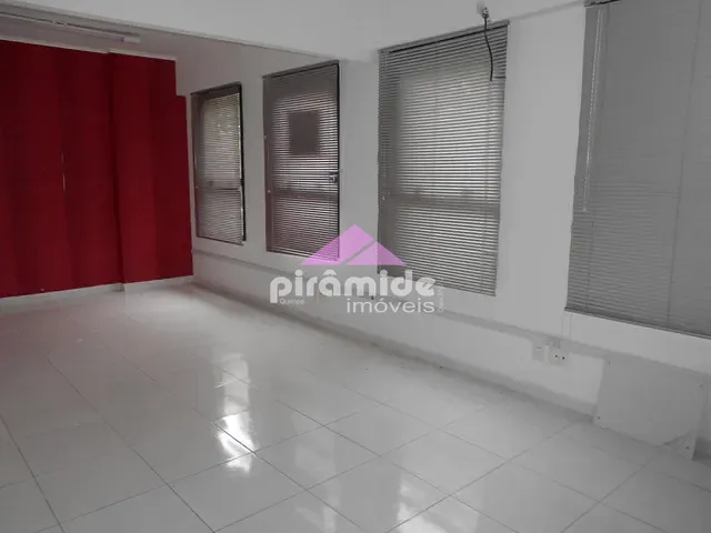 Sala com 34m², à venda, no bairro Centro em São José dos Campos