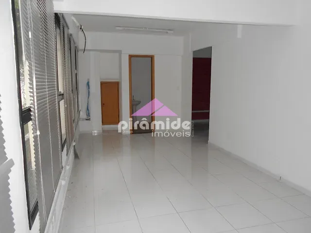 Sala com 34m², à venda, no bairro Centro em São José dos Campos