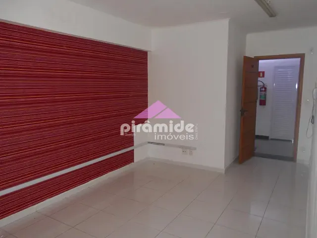 Sala com 34m², à venda, no bairro Centro em São José dos Campos