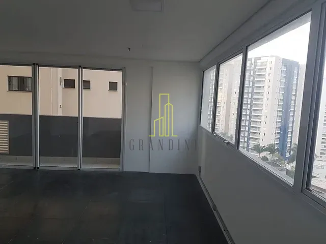 Sala para alugar, no bairro Centro em Diadema