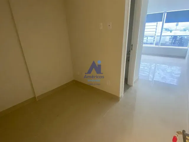 Sala à venda, no bairro Recreio dos Bandeirantes em Rio de Janeiro