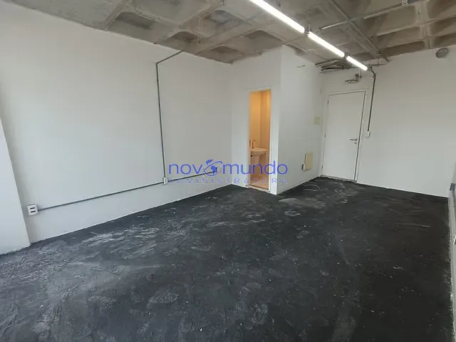 Sala com 29m², para alugar, no bairro Jacarepaguá em Rio de Janeiro