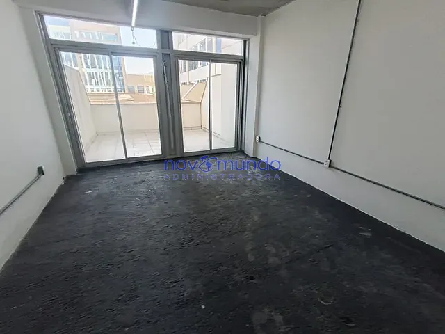 Sala com 29m², para alugar, no bairro Jacarepaguá em Rio de Janeiro