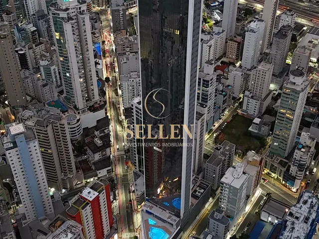 Sala 4 quartos e 5 banheiros, para alugar, no bairro Barra Sul em Balneário Camboriú