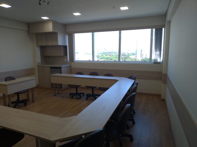 Sala com 40m², à venda, no bairro Parque Senhor do Bonfim em Taubaté