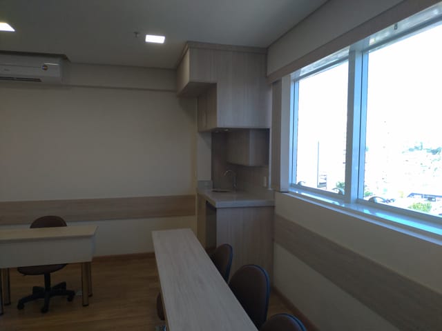 Sala com 40m², à venda, no bairro Parque Senhor do Bonfim em Taubaté