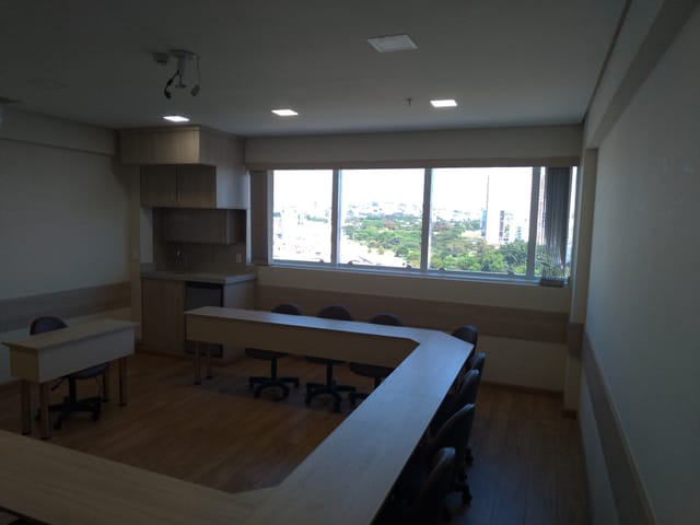 Sala com 40m², à venda, no bairro Parque Senhor do Bonfim em Taubaté