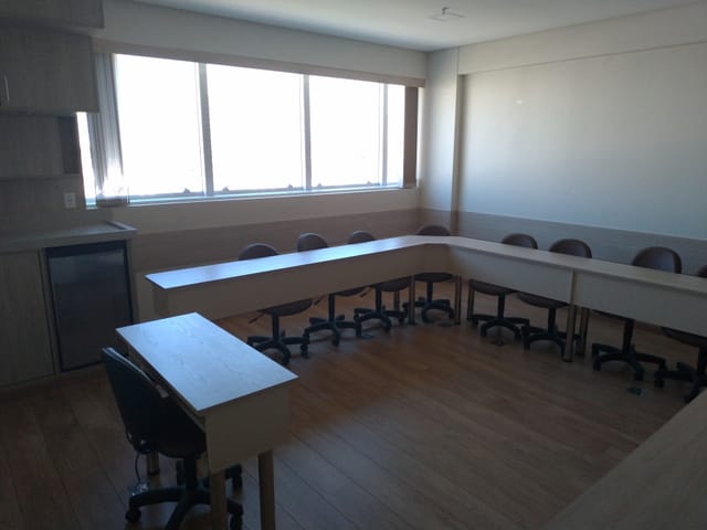 Sala com 40m², à venda, no bairro Parque Senhor do Bonfim em Taubaté