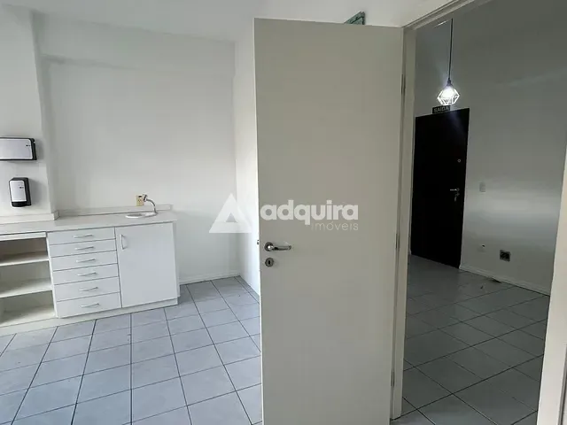 Sala para alugar, no bairro Centro em Ponta Grossa
