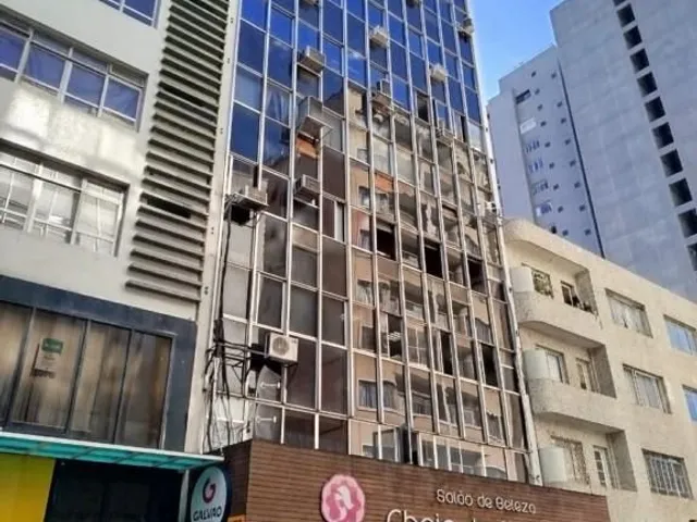 Sala para alugar, no bairro Centro em Curitiba