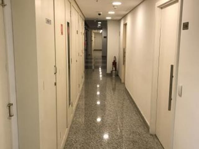 Sala com 560m², para alugar, no bairro Cerqueira César em São Paulo
