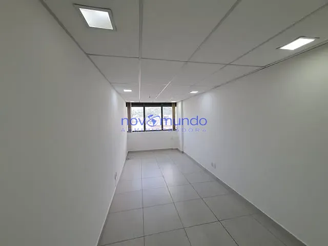 Sala com 23m², para alugar, no bairro Tijuca em Rio de Janeiro
