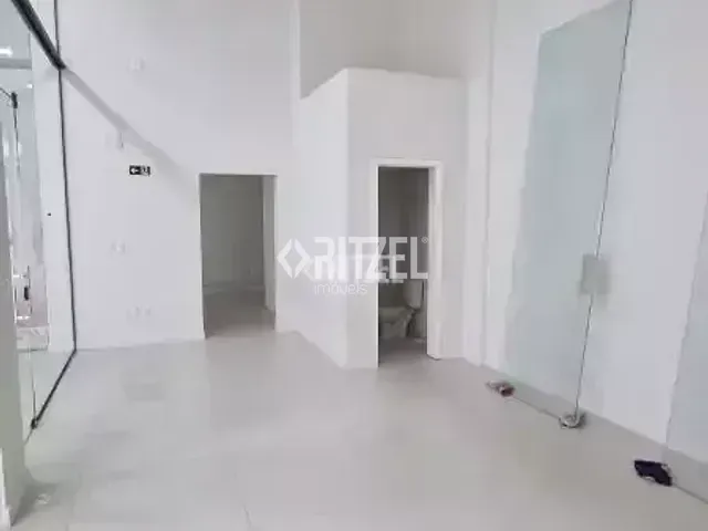 Sala à venda, no bairro Centro em Dois Irmãos
