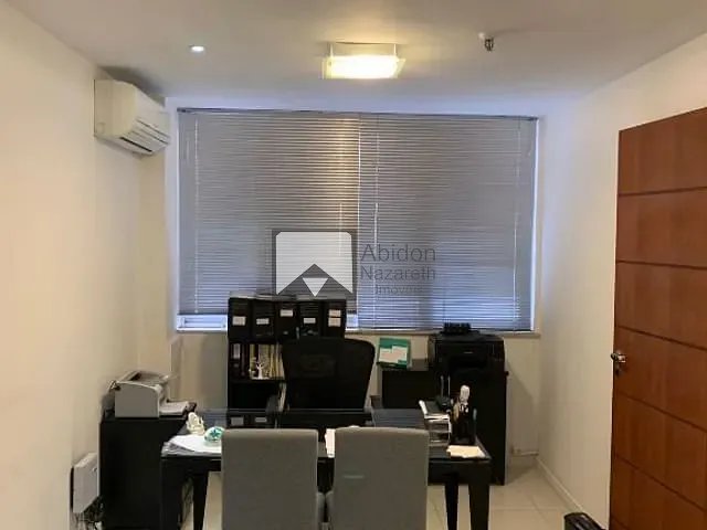 Sala com 40m², à venda, no bairro Centro em Niterói