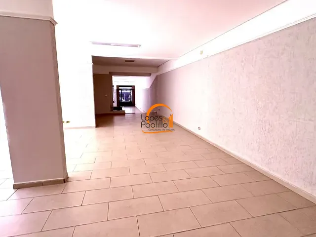 Sala com 500m², à venda, no bairro Alvinópolis em Atibaia