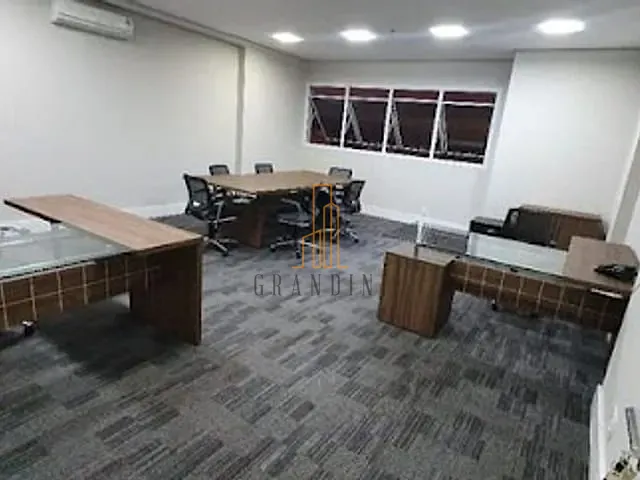 Sala à venda ou para alugar, no bairro Centro em São Bernardo do Campo