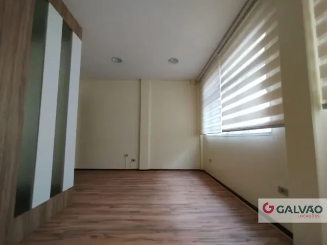 Sala para alugar, no bairro Centro em Curitiba