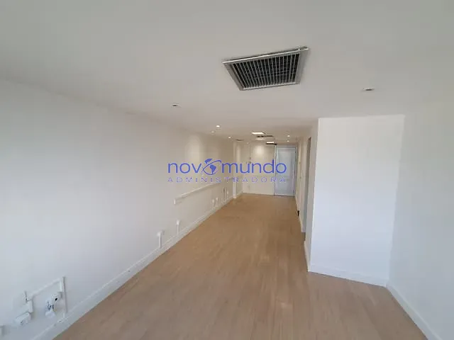 Sala com 36m², para alugar, no bairro Centro em Rio de Janeiro