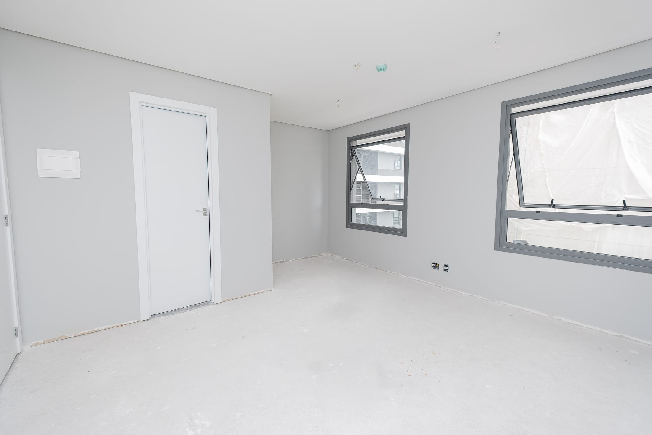 Sala à venda no Orbe, Parque Una - com 23 m², andar alto e ótima posição solar em condomínio com infraestrutura completa.