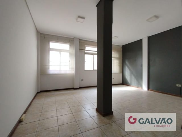 Sala para alugar, no bairro Centro em Curitiba