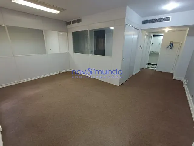 Sala com 56m², para alugar, no bairro Centro em Rio de Janeiro