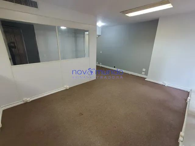 Sala com 56m², para alugar, no bairro Centro em Rio de Janeiro