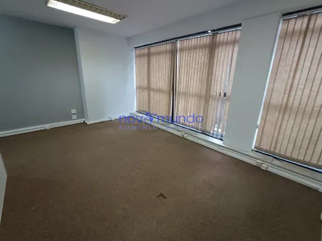 Sala com 56m², para alugar, no bairro Centro em Rio de Janeiro