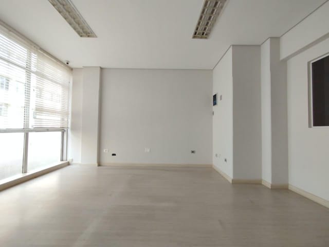 Sala para alugar, no bairro Centro em Curitiba