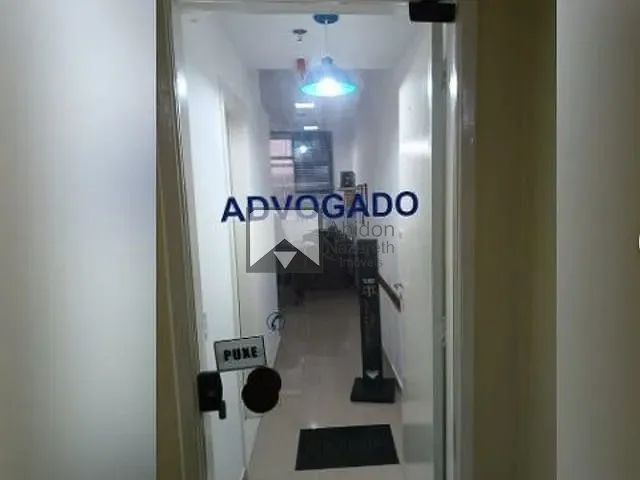 Sala com 28m², à venda, no bairro Centro em Niterói
