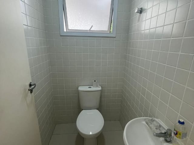 Sala à venda ou para alugar, no bairro Urbanova em São José dos Campos