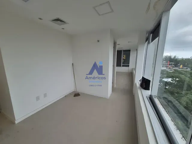 Sala para alugar, no bairro Recreio dos Bandeirantes em Rio de Janeiro