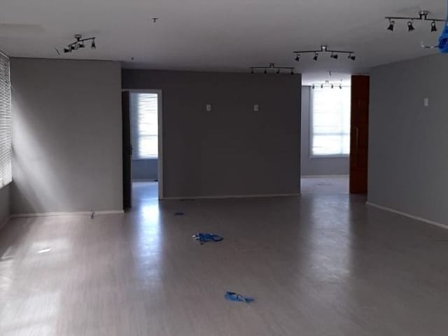 Sala com 85m², para alugar, no bairro Higienópolis em São Paulo