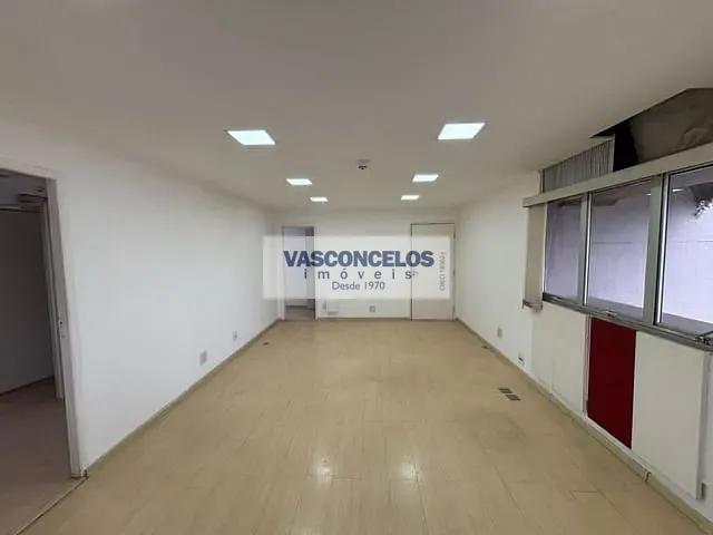 Sala com 80m², para alugar, no bairro Jardim São Dimas em São José dos Campos