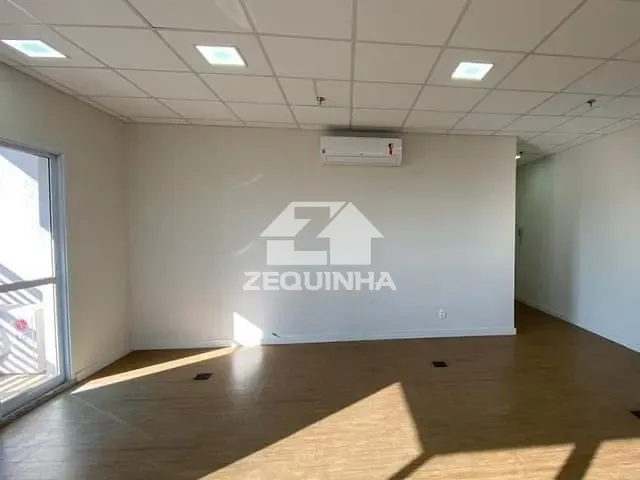 Sala com 40m², à venda, no bairro Centro em Osasco